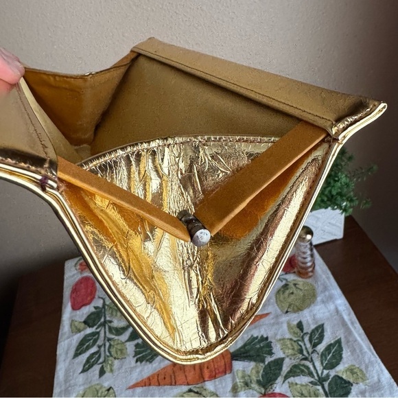 Vintage gold foil snap closure clasp handbag